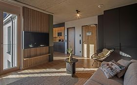 B5 Apartments